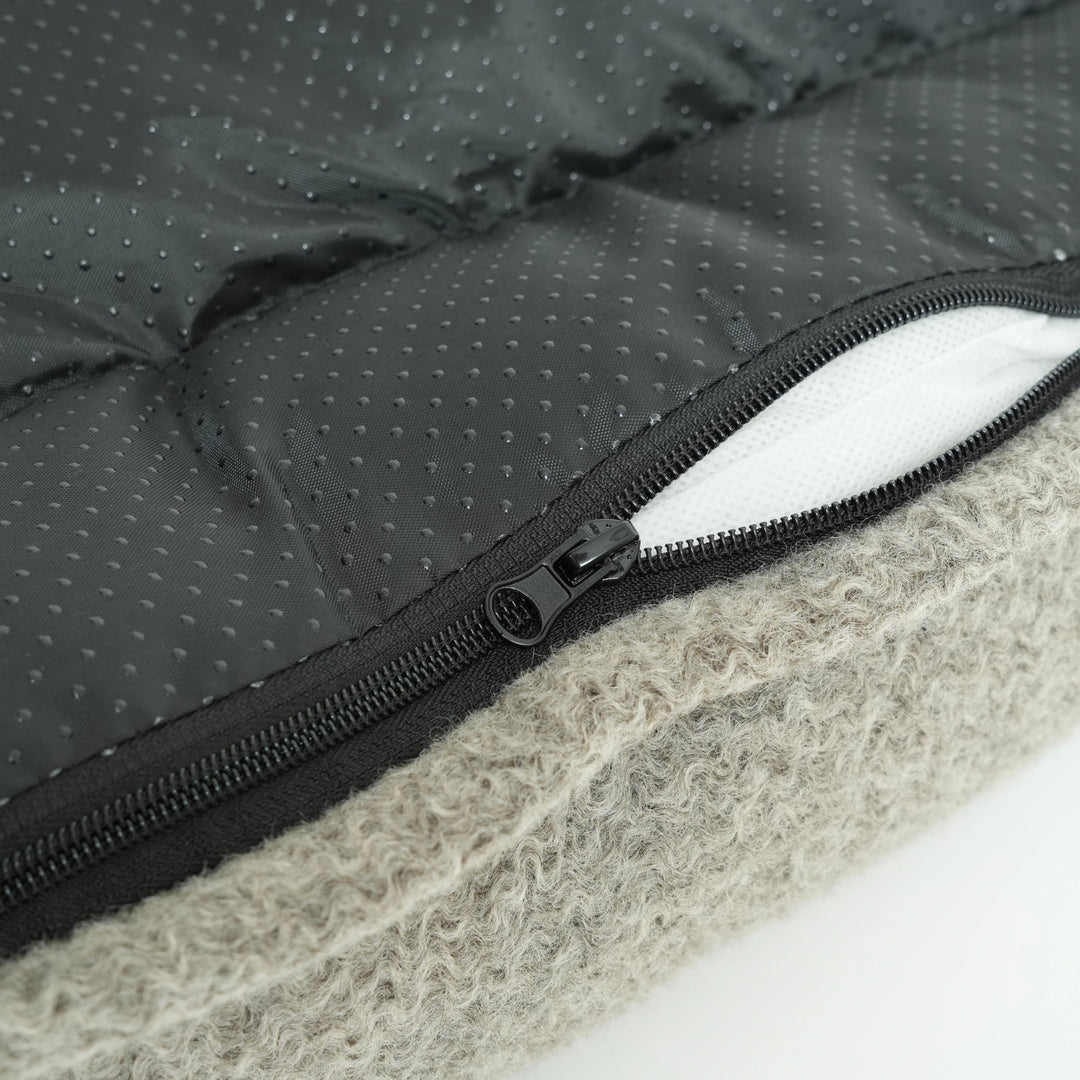 Stylový pelíšek pro psy z curl látky