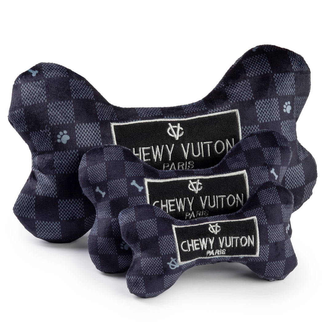 Designová plyšová kost Chewy Vuiton – černý vzor, pískací