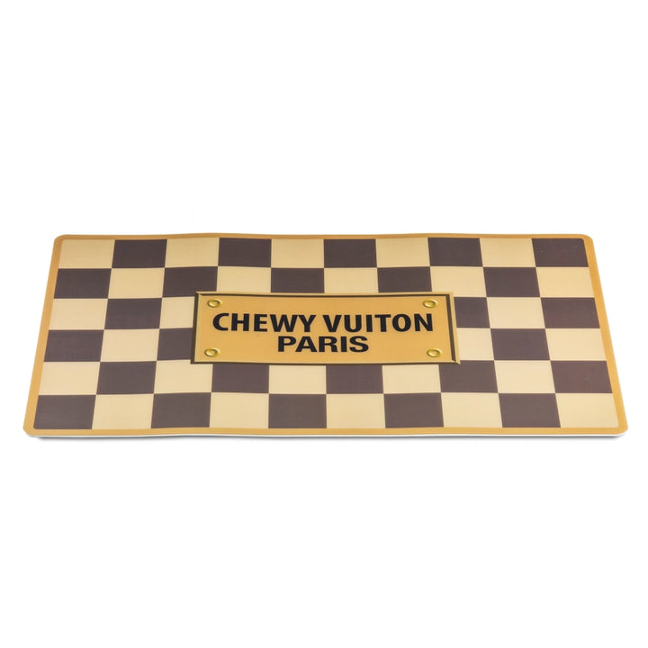 Chewy Vuiton podložka pod misku – béžový kostičkovaný vzor