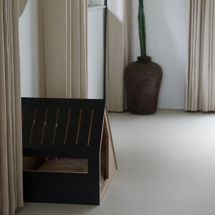 Dřevěný domeček pro kočky a malé psy – černý, 75 × 50 × 53 cm