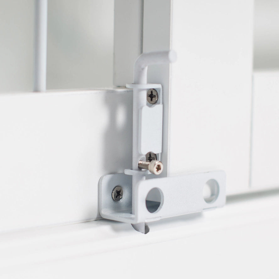 Dřevěná psí klec s posuvnými dveřmi